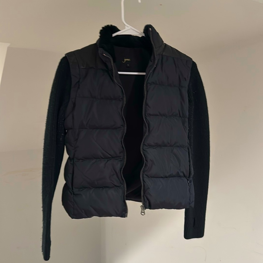 June Luxury designer brand black fur neck zipper down day jacket size small